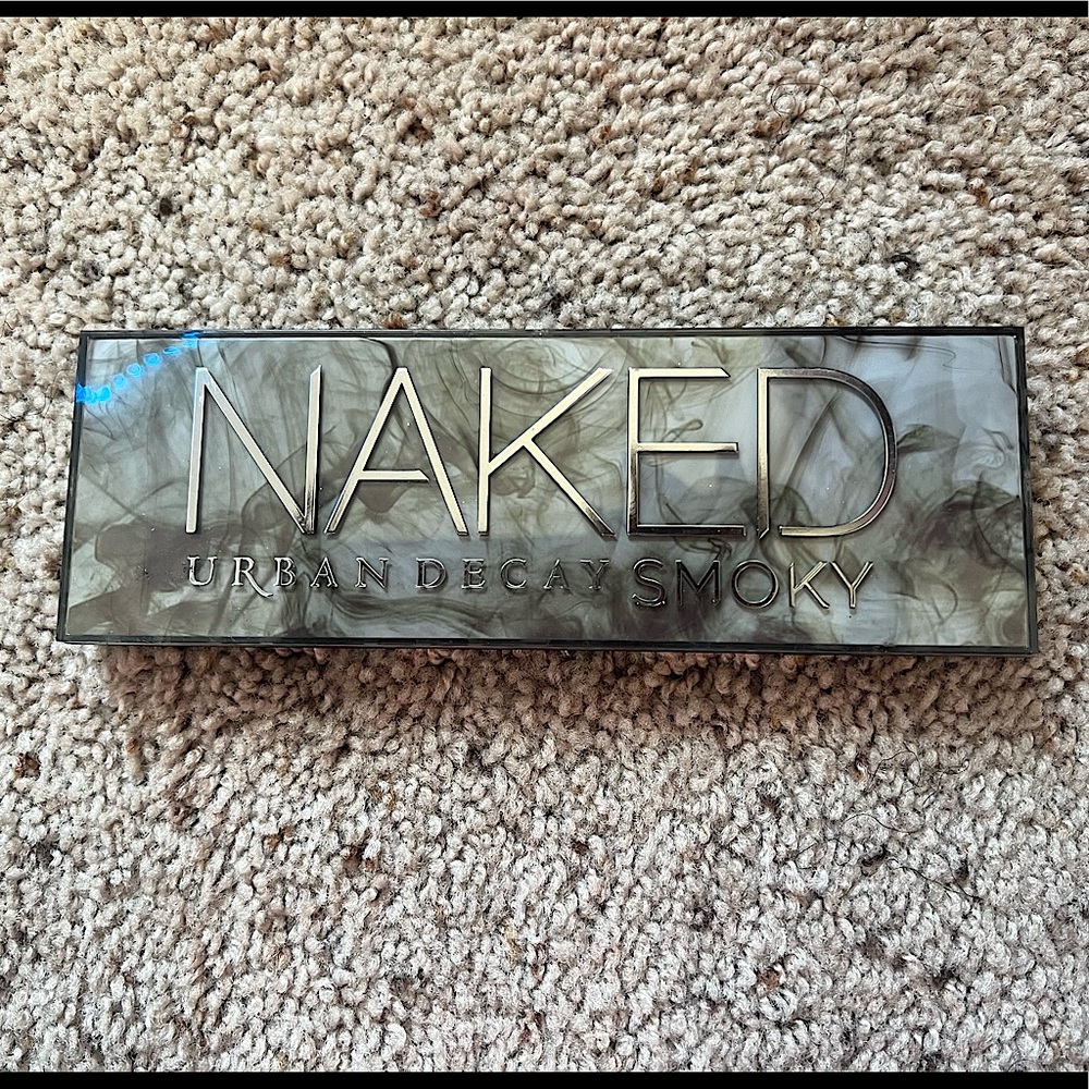 Urban Decay Smoky Palette